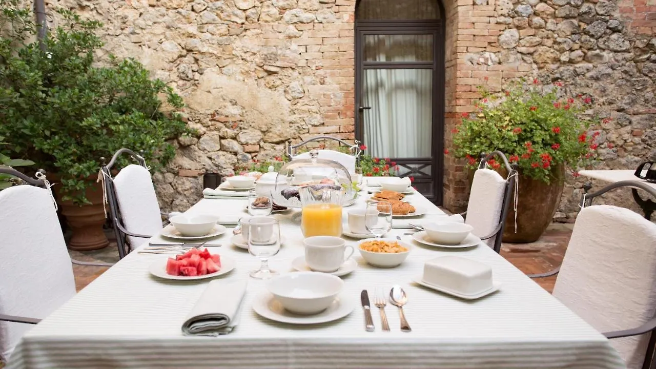 Villa Giuncheto Corsano  Corsano (Tuscany)