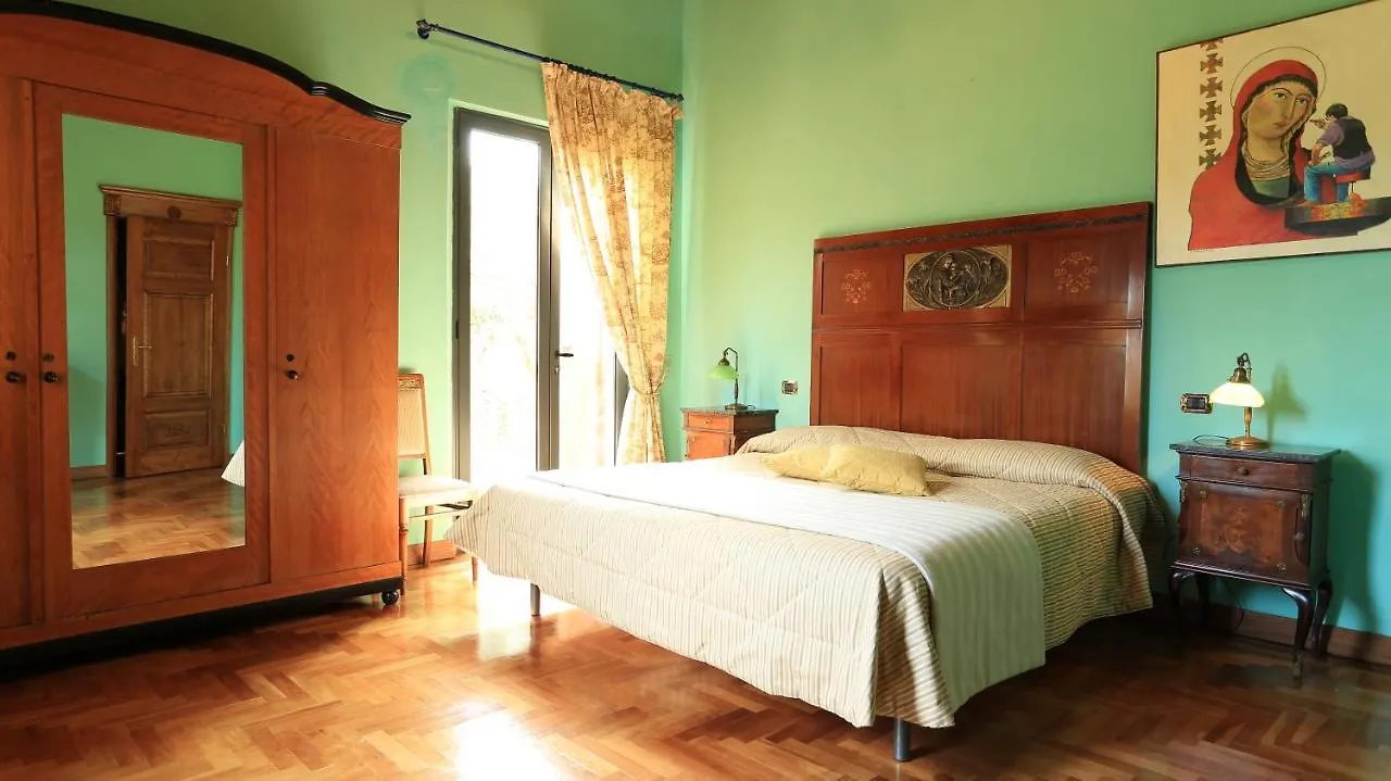 Villa Giuncheto Corsano  Italy