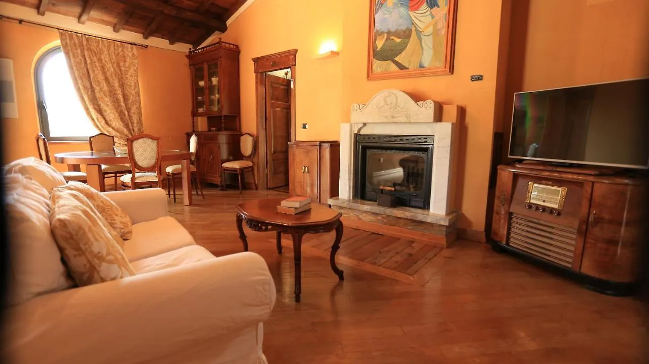 Villa Giuncheto Corsano  Country house Corsano (Tuscany)